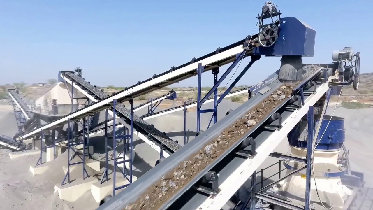 機(jī)制砂生產(chǎn)現(xiàn)場(chǎng) 機(jī)制砂生產(chǎn)現(xiàn)場(chǎng)