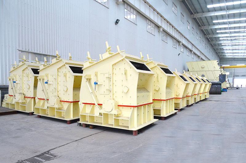 圓錐破碎機和反擊破碎機的區(qū)別